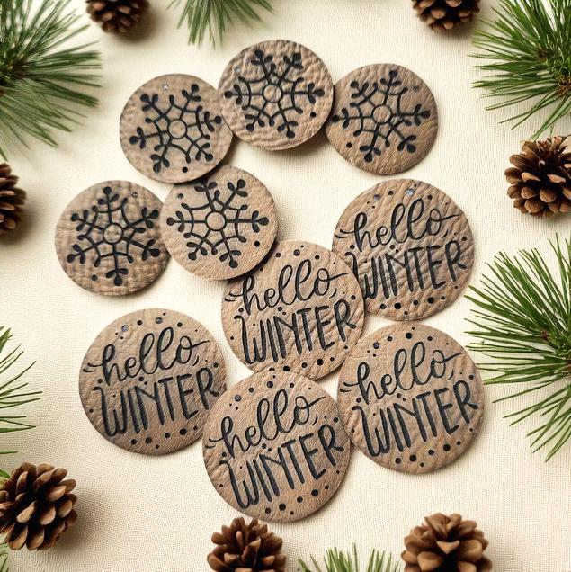 Winter Labels aus Kunstleder