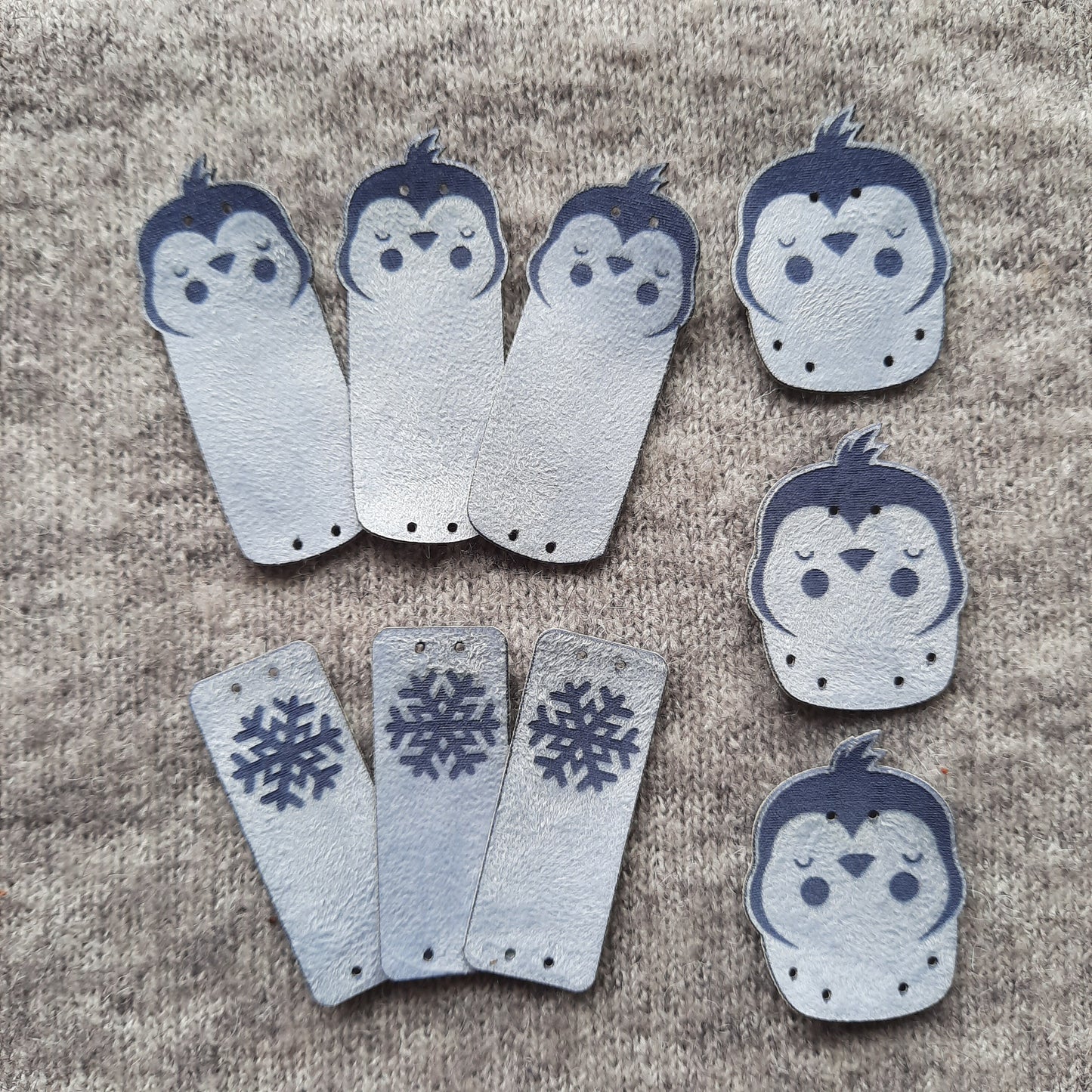 Niedliche Pinguin-Tags – Handgemachte Anhänger für Stricken, Häkeln & Nähen