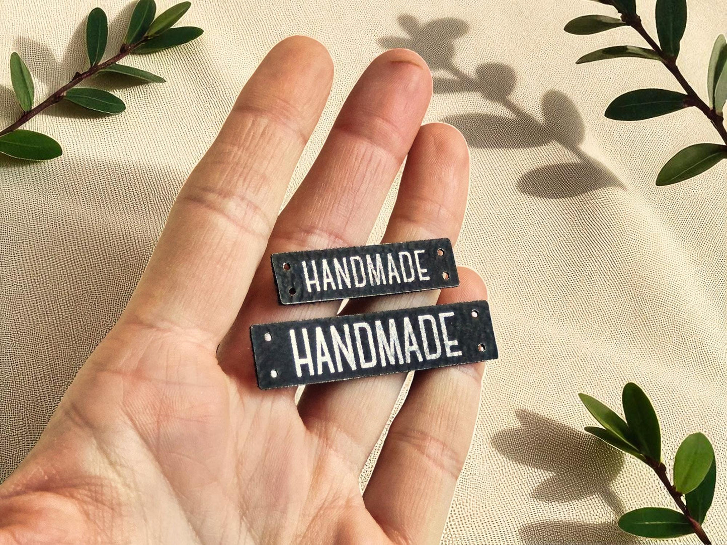 DECO PU Kunstlederlabels – Set mit kleinen & großen Tags für Strick- & Häkelprojekte, waschbar