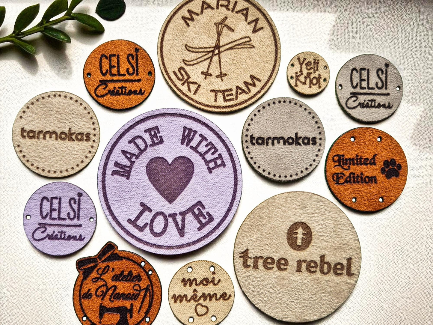 Individuelle Etiketten mit Logo – Professionelles Finish für handgefertigte Produkte