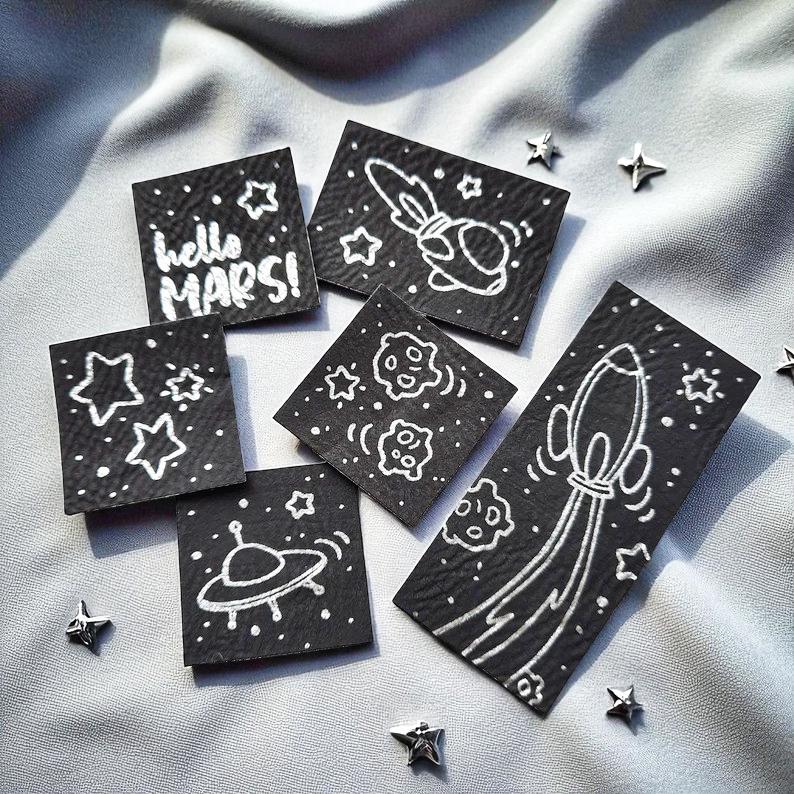 Hello MARS! – Kreative Kunstleder-Etiketten für Handarbeiten