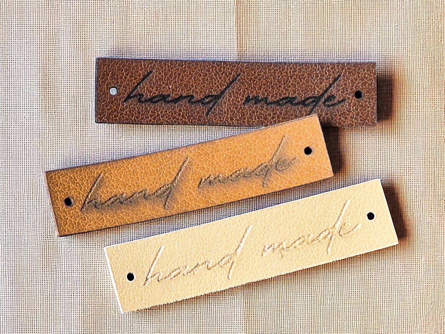 PVC-Lederlabels „Handmade“ – Gefaltete & Flache Tags, waschbar