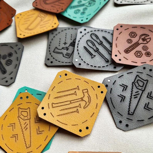 DIY-Kunstleder-Etiketten für Kinderprojekte – Set mit 12 farbigen PVC-Tags