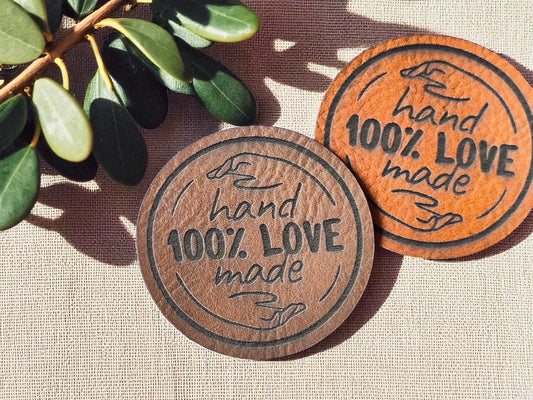 100% Love Nähetiketten aus Kunstleder - Set für Strick & Häkelprojekte