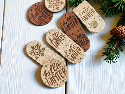 Hello WINTER & Snowflake – Magische PVC- und Kunstwildleder-Labels für Handarbeiten