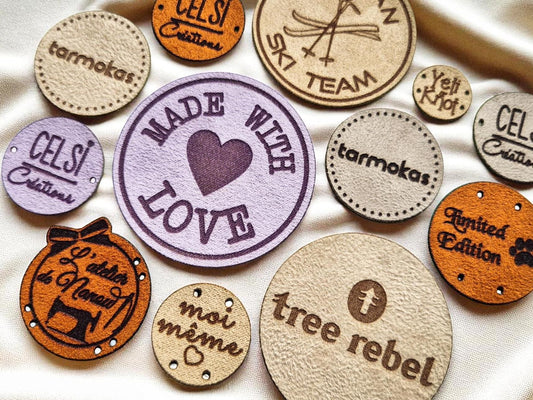 Individuelle Etiketten mit Logo – Professionelles Finish für handgefertigte Produkte