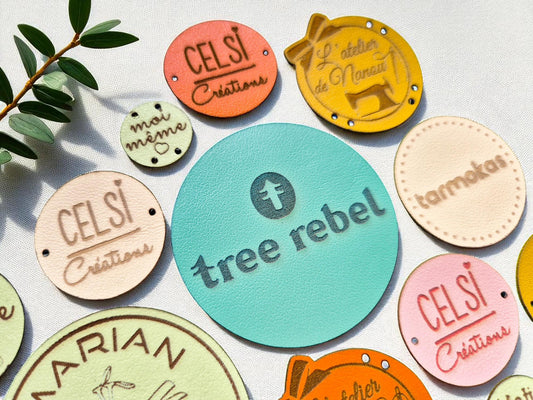 Individuelle Etiketten mit Logo – Professionelles Finish für handgefertigte Produkte