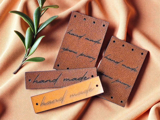 PVC-Lederlabels „Handmade“ – Gefaltete & Flache Tags, waschbar
