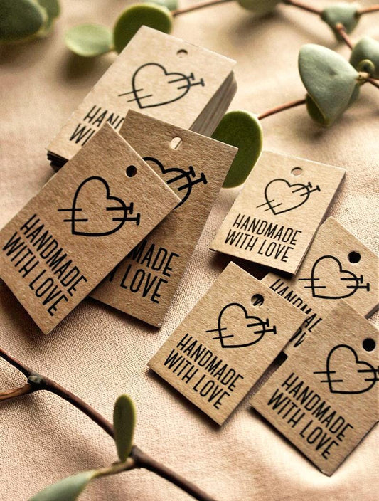 MADE WITH LOVE Kartonanhänger – Recyclingpapier Geschenkanhänger